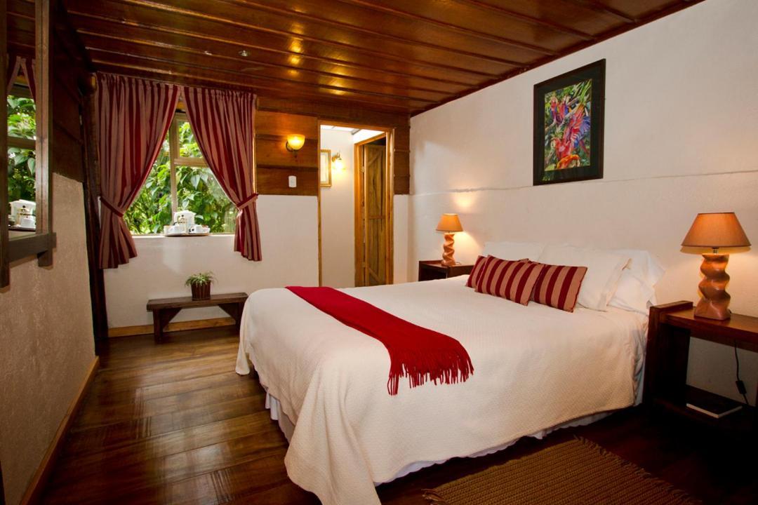 Vara Blanca  Poas Volcano Lodge מראה חיצוני תמונה